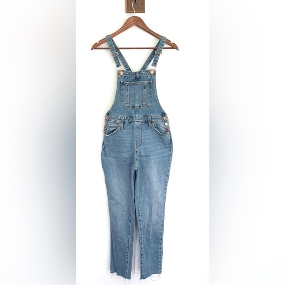 🍑 Universal Thread High-Rise Raw Hem Taper Denim Cropped Overalls Size 2 / 26 - Picture 4 of 15